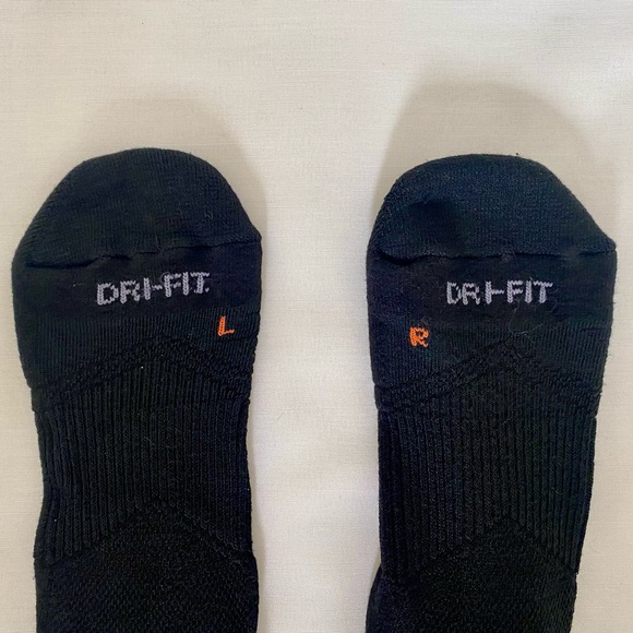Orange L/R Nike crew socks black large OG Dri-Fit - Picture 2 of 5